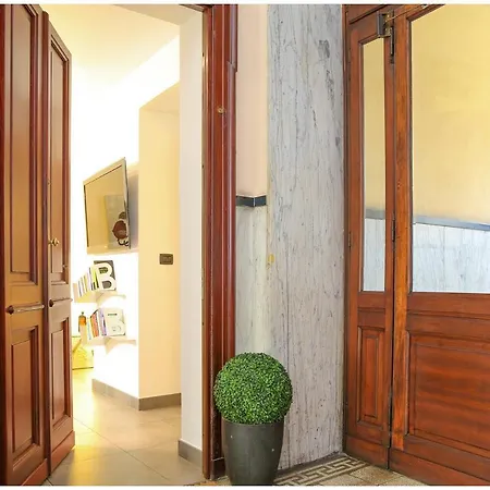 Apartment Mille E Una Notte Turin