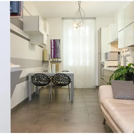 Apartment Mille E Una Notte Turin